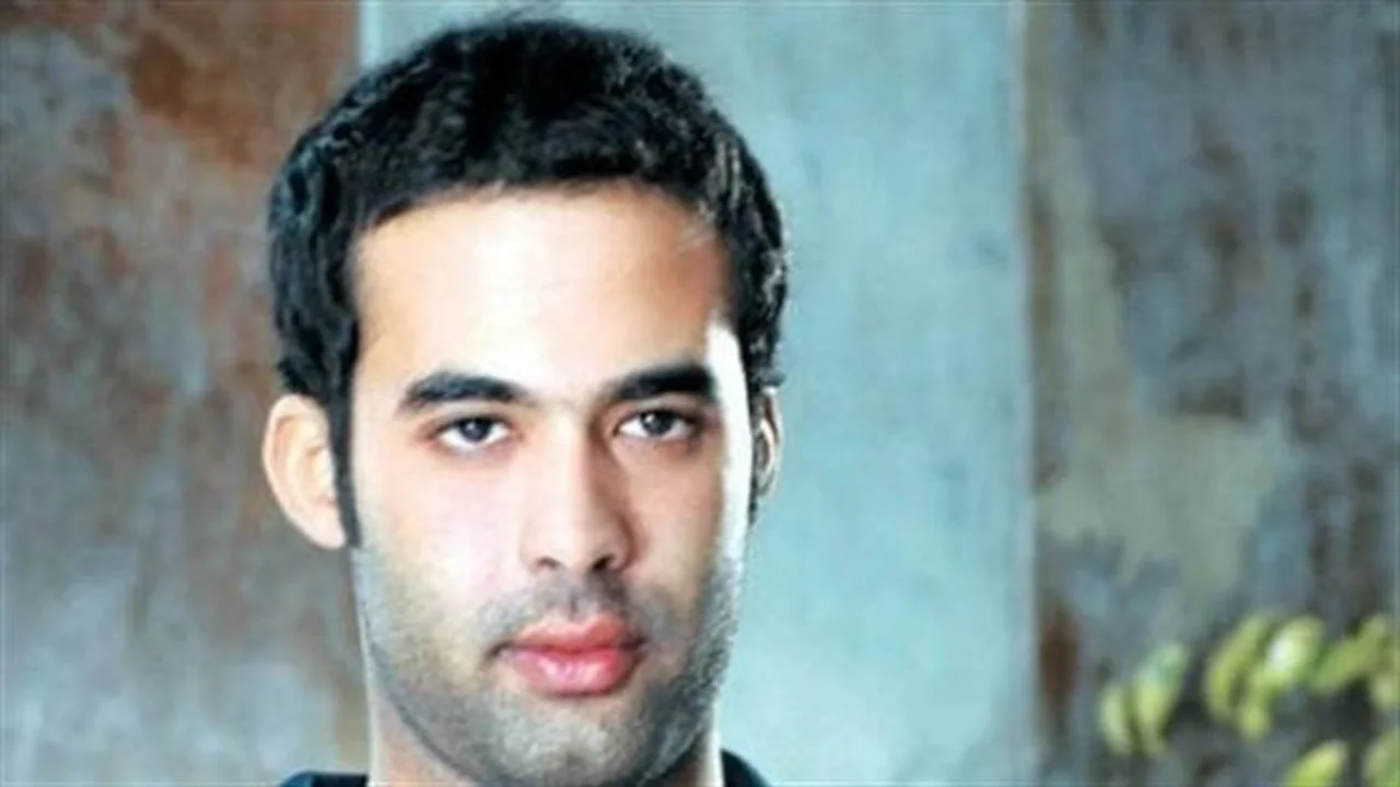 مشوار فني قصير.. تفاصيل المسيرة الإبداعية للنجم الراحل هيثم أحمد زكي